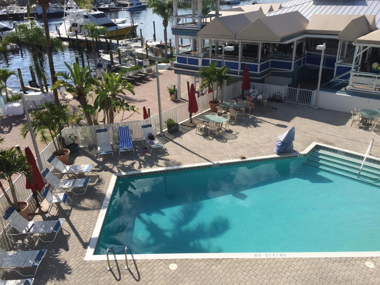 Pirate'S Cove Resort And Marina - Стюарт Екстериор снимка